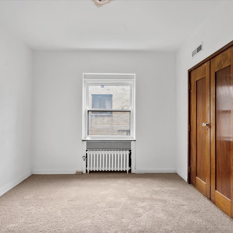 interior of 342 S. Highland Ave, Apt. 12B