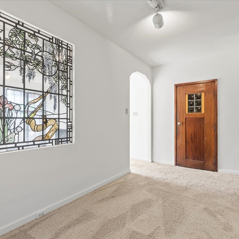 interior of 342 S. Highland Ave, Apt. 14A