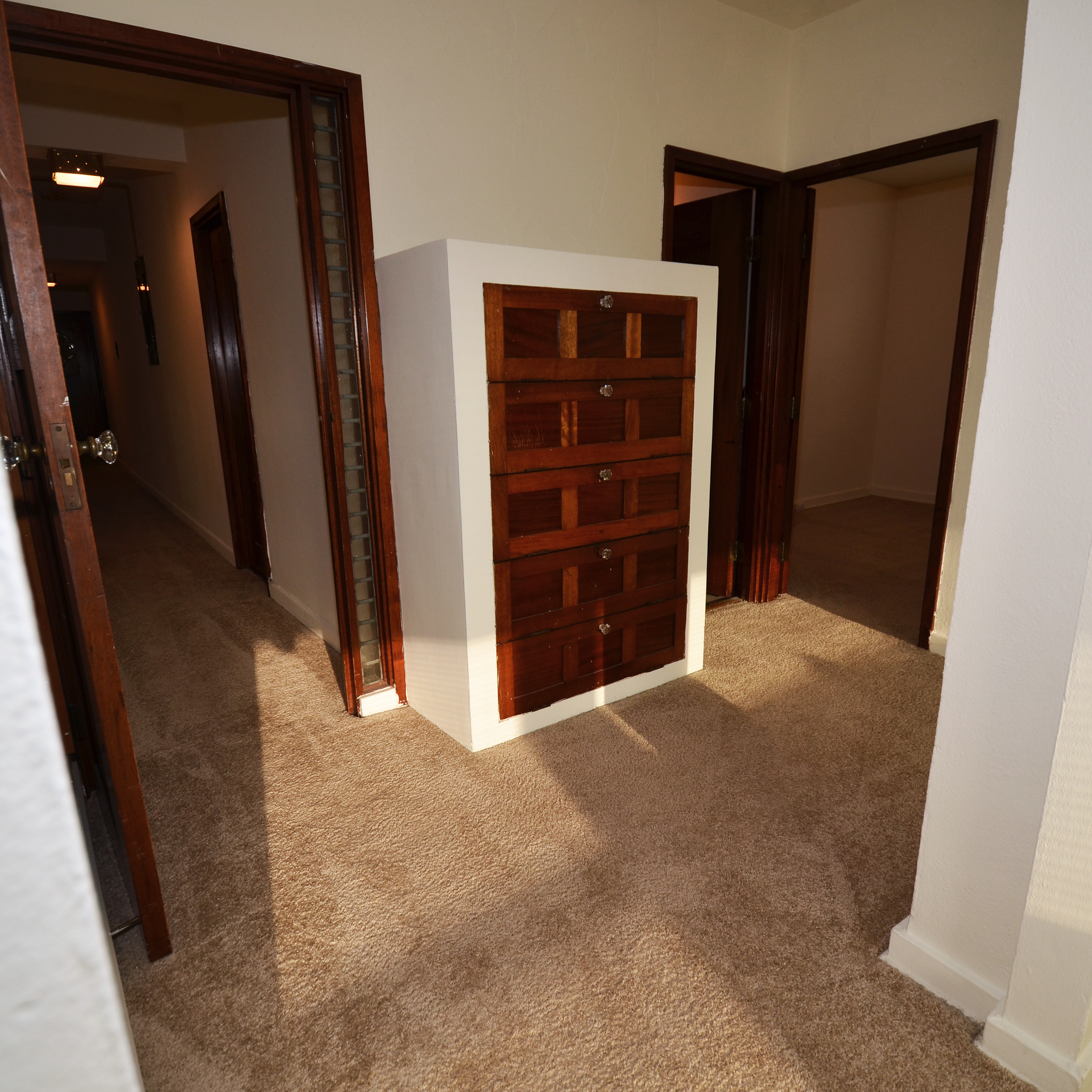 interior of 342 S. Highland Ave, Apt. 14B