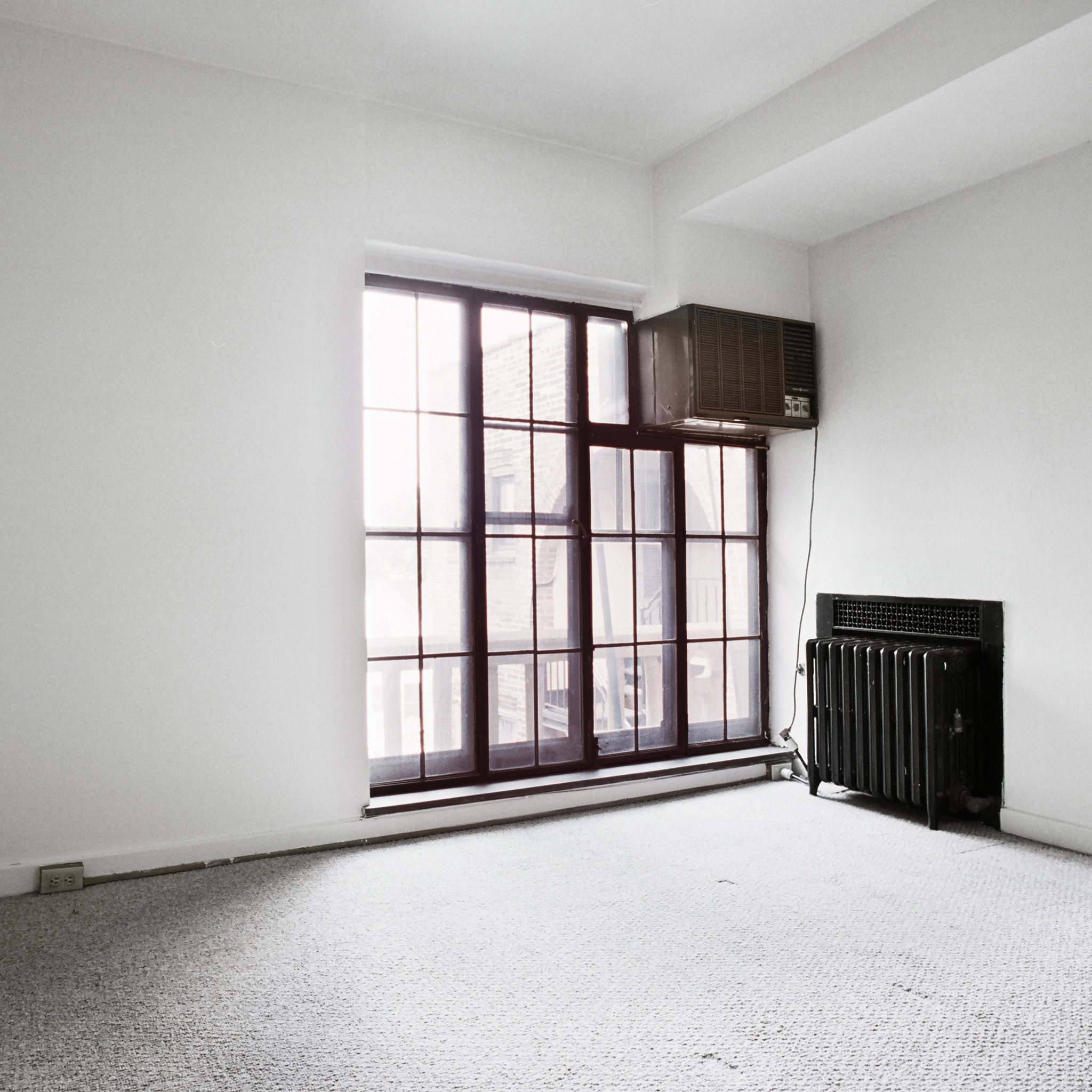 interior of 342 S. Highland Ave, Apt. 16A
