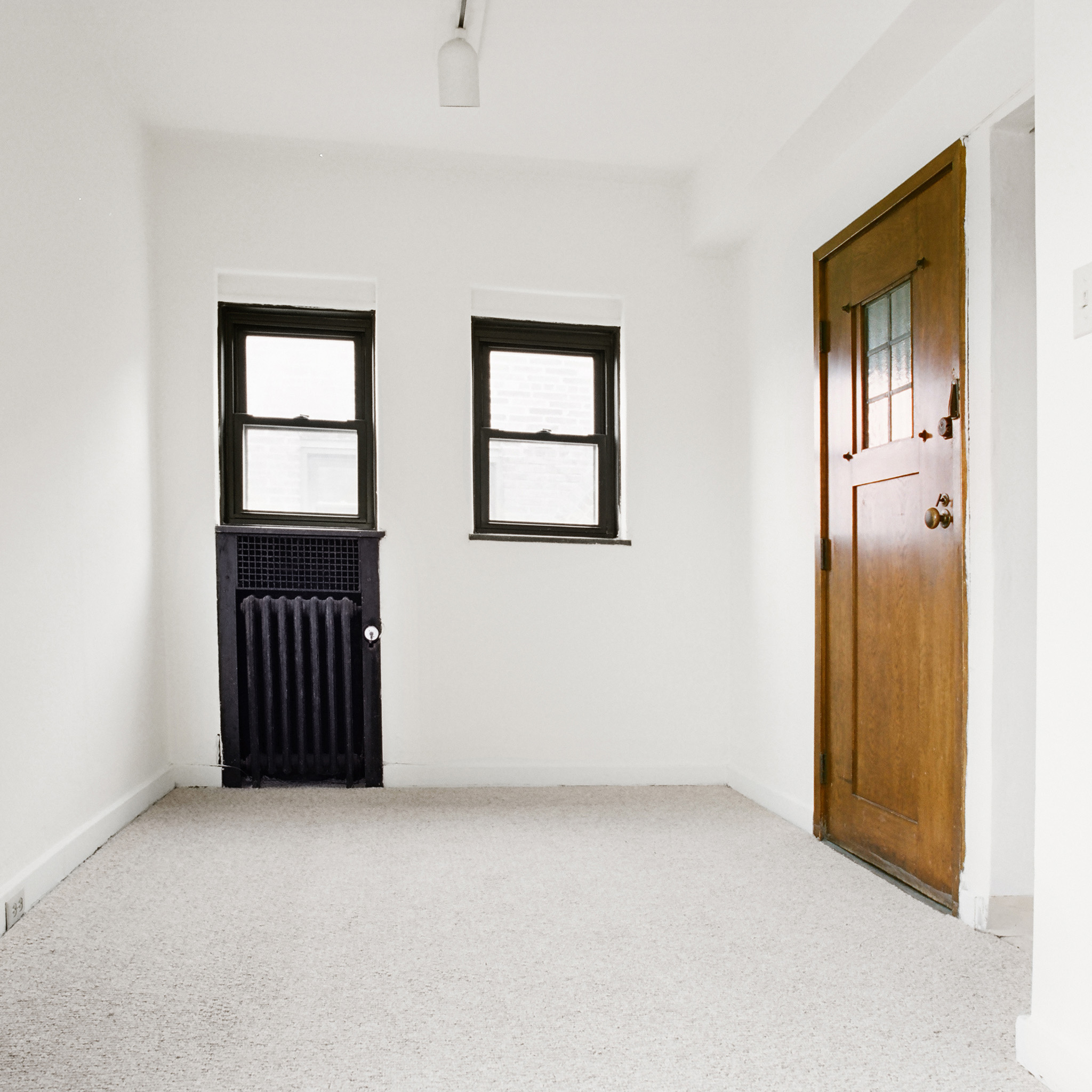 interior of 342 S. Highland Ave, Apt. 16B